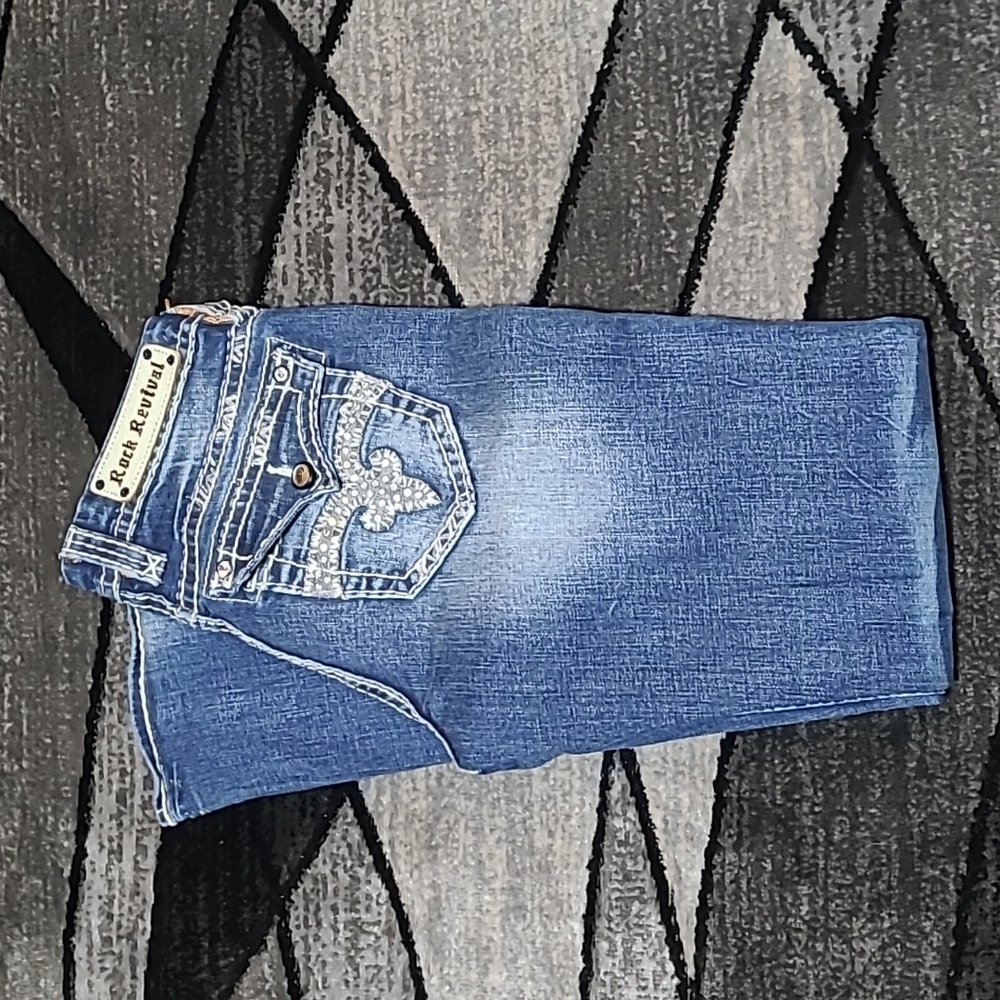 ROCK REVIVAL JILLIAN EMBROIDERED RHINESTONES EASY FIT BOOT-CUT DENIM